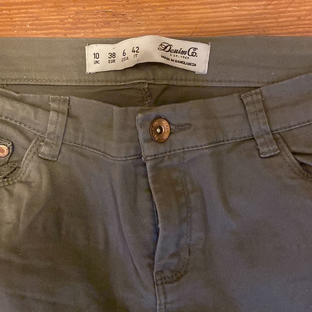 Army green pants - Picture 2 of 2